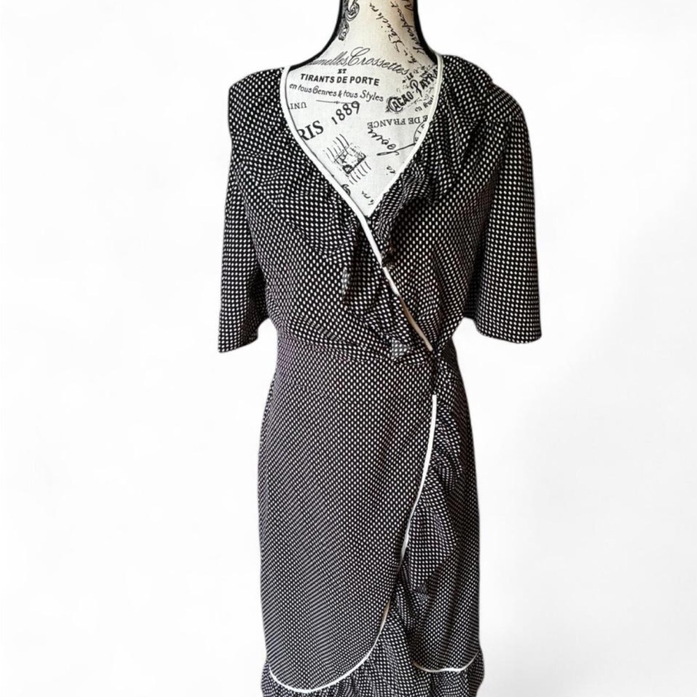 Who What Wear Black and White Asymmetrical Dress